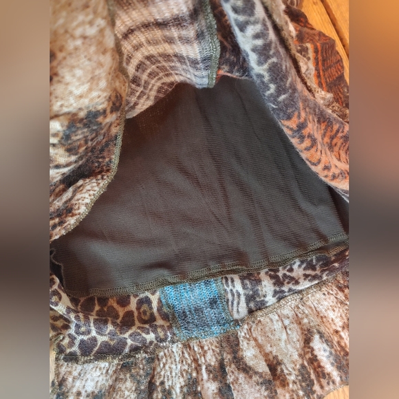 Adore Multi-Colored Tunic Knit Top Size S Like New - Picture 6 of 9